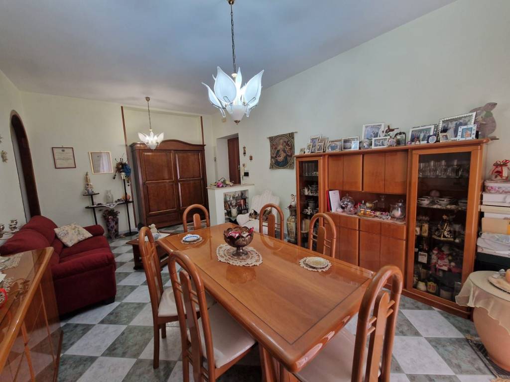 Appartamento a Maddaloni in Via Caudina - Foto 4