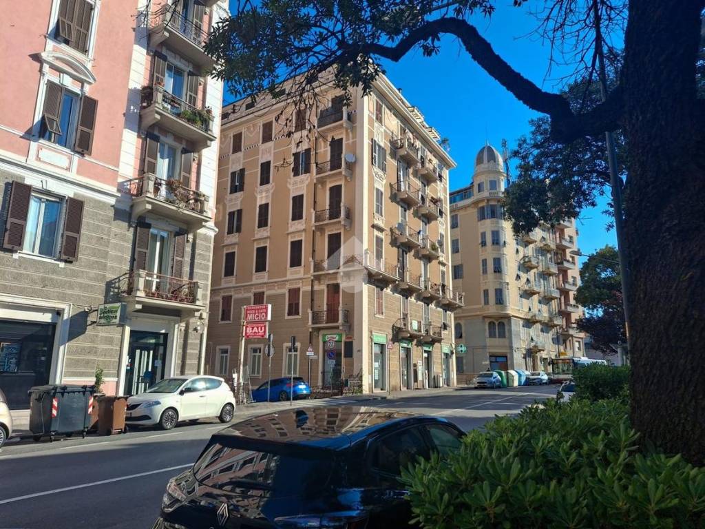 Appartamento a Savona in Via Alfredo Catalani, 1 - Foto 3