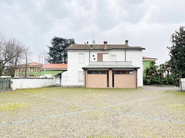 Villa a Lodi vecchio in Via Roma, 54 - Foto 5