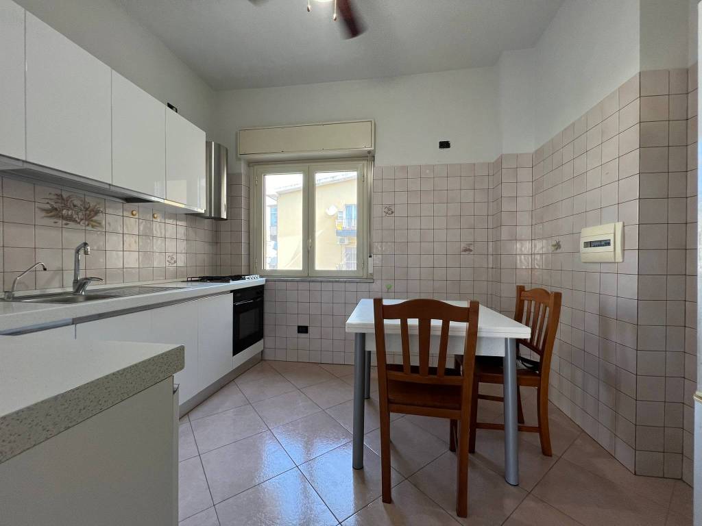 Appartamento a Reggio calabria in Via Palmi, 16 - Foto 4