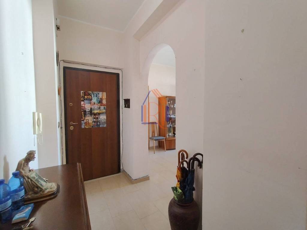 Appartamento a Montepaone in Via Fratelli Bandiera - Foto 3