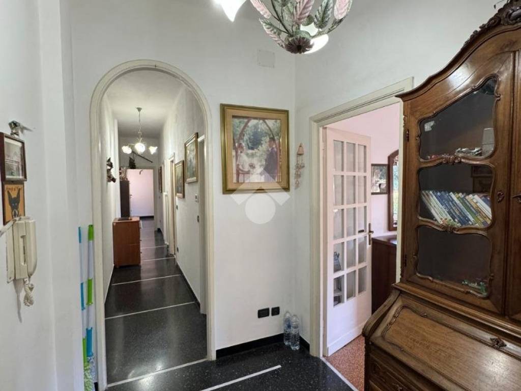 Appartamento a Genova in Via Monte Sei Busi, 1 - Foto 2