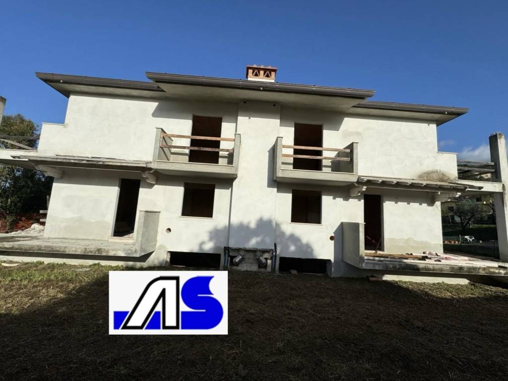 Villa a Camaiore in Via Acquarella - Foto 2