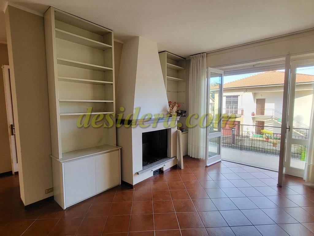 Villa a Besozzo in Via Enrico Fermi - Foto 2