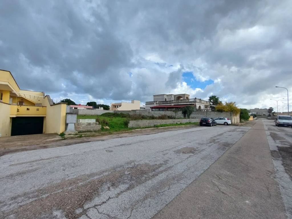 Terreno a Poggiardo in Via Madre Teresa Di Calcutta, 14 - Foto 2