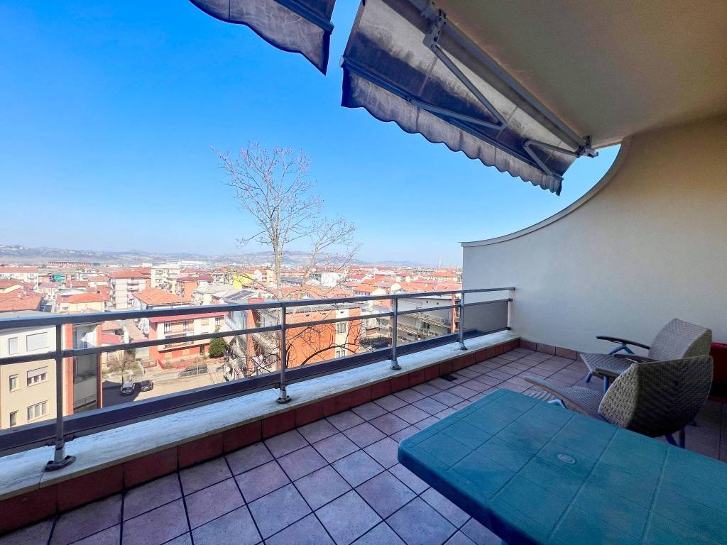 Appartamento a Alba in Via Giuseppe Miroglio, 11 - Foto 2
