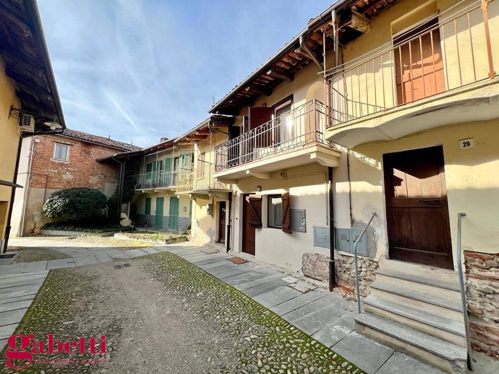 Casa indipendente a Bra in Via Regina Margherita - Foto 3