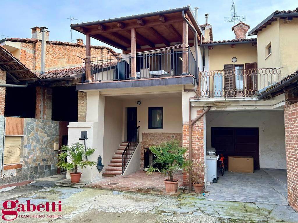 Casa indipendente a Bra in Via Regina Margherita - Foto 4