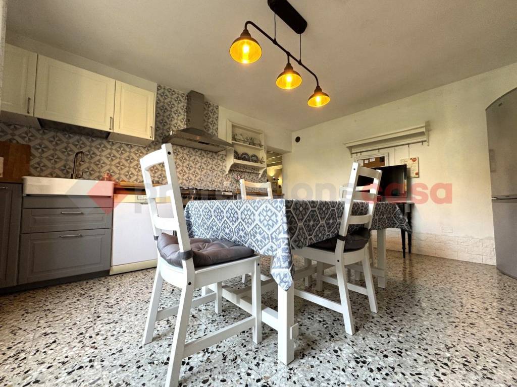 Casa indipendente a Erbè in Via Chiesa - Foto 3