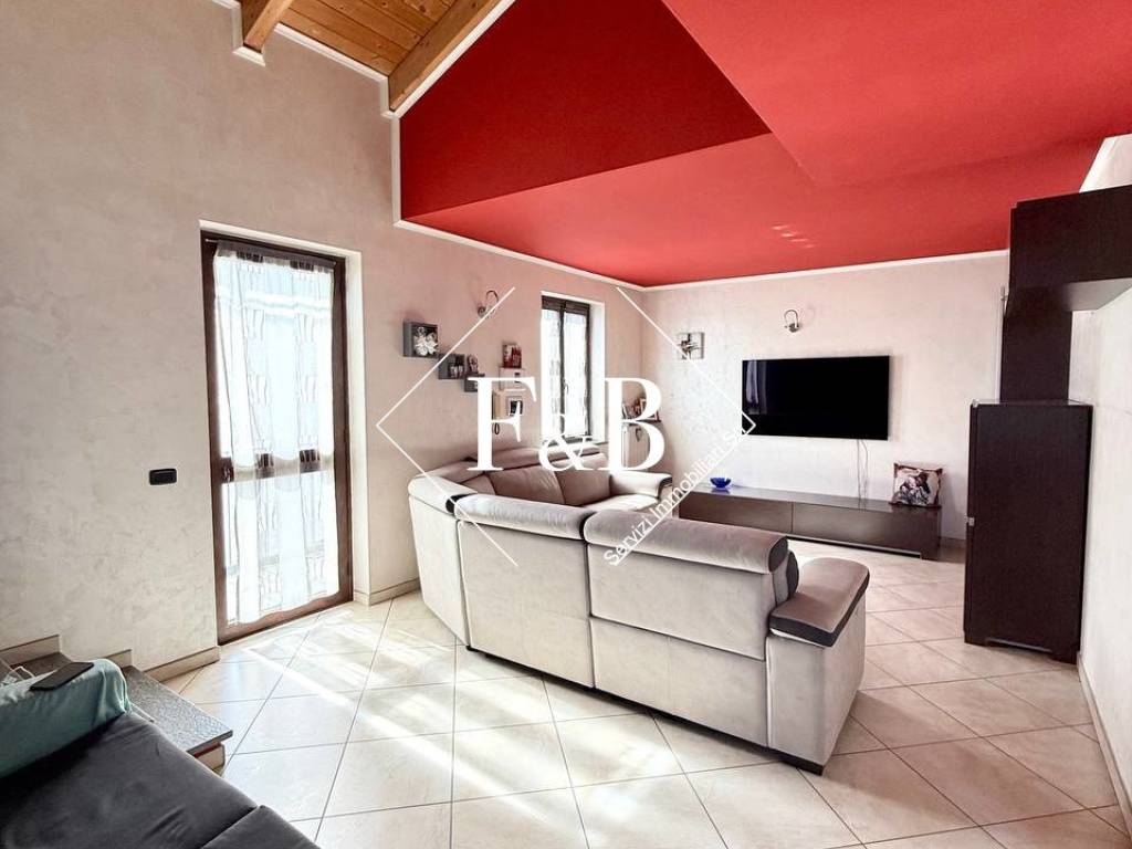 Villa a Asti in Strada Valmanera, 45 - Foto 2
