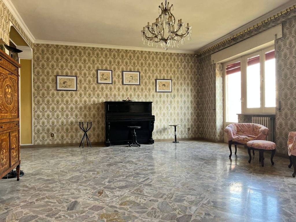 Appartamento a Gioia del colle in Via Armando Celiberti - Foto 2