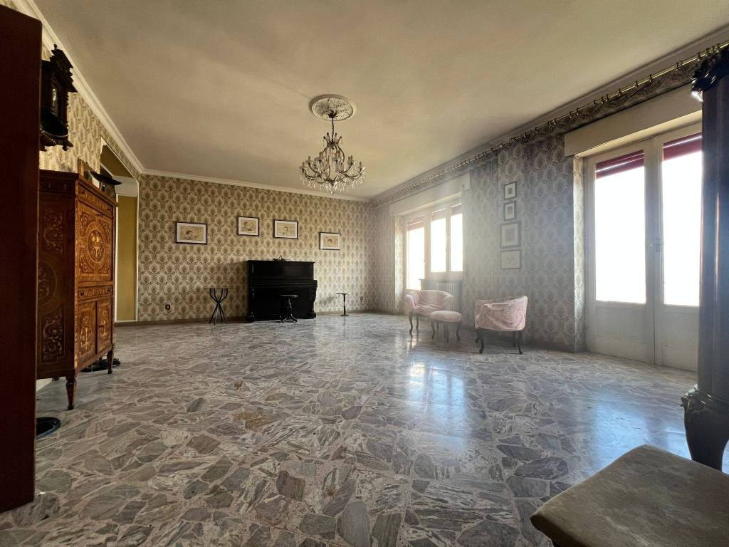 Appartamento a Gioia del colle in Via Armando Celiberti - Foto 3