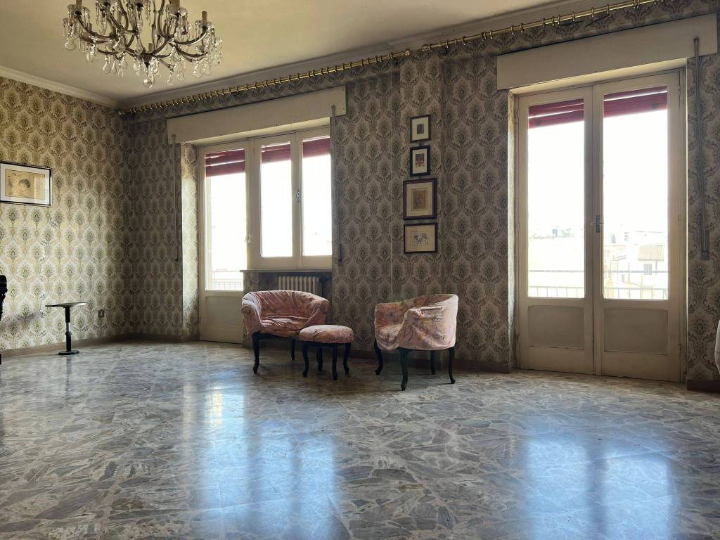 Appartamento a Gioia del colle in Via Armando Celiberti - Foto 5