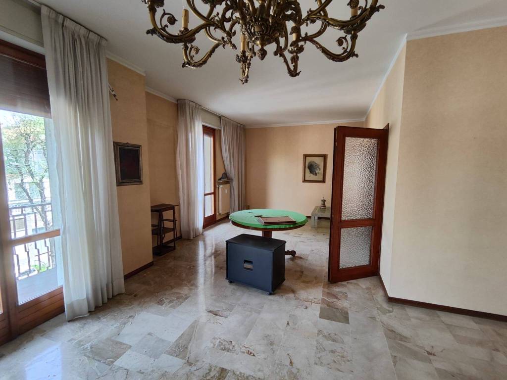 Appartamento a Cremona in Via Dante - Foto 4