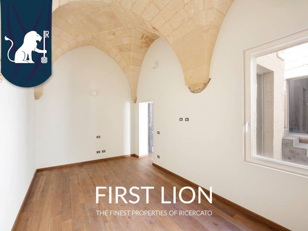 Palazzo / stabile a Lecce in Via degli Antoglietta, 34 - Foto 5