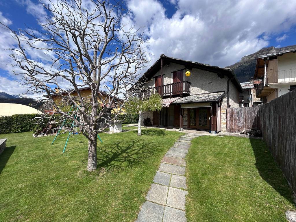 Villa a Demonte in Località Perosa Sottana, 7 - Foto 2