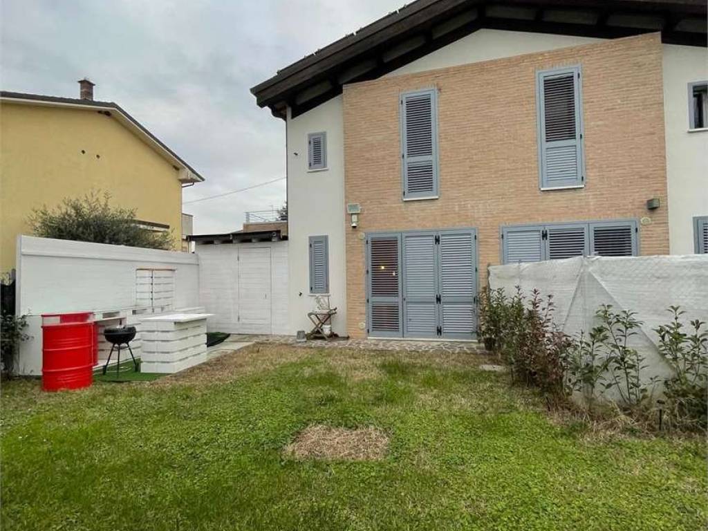 Casa indipendente a Santarcangelo di romagna in via Santarcangiolese - Foto 1