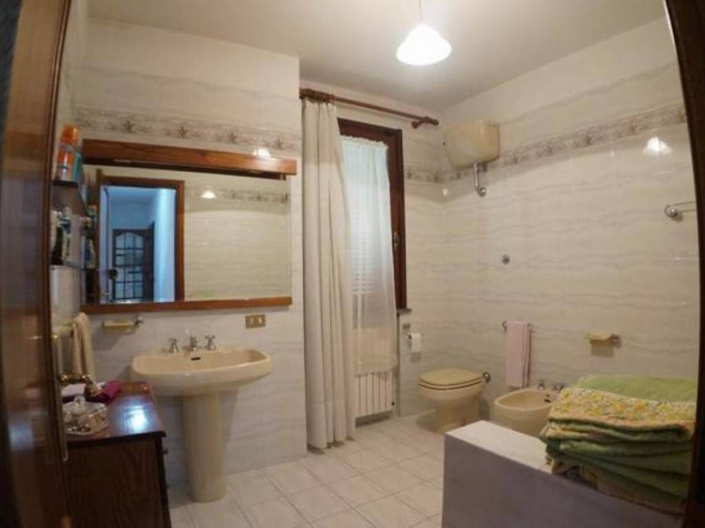 Villa a San giuliano terme in Via Fratelli Cervi - Foto 4