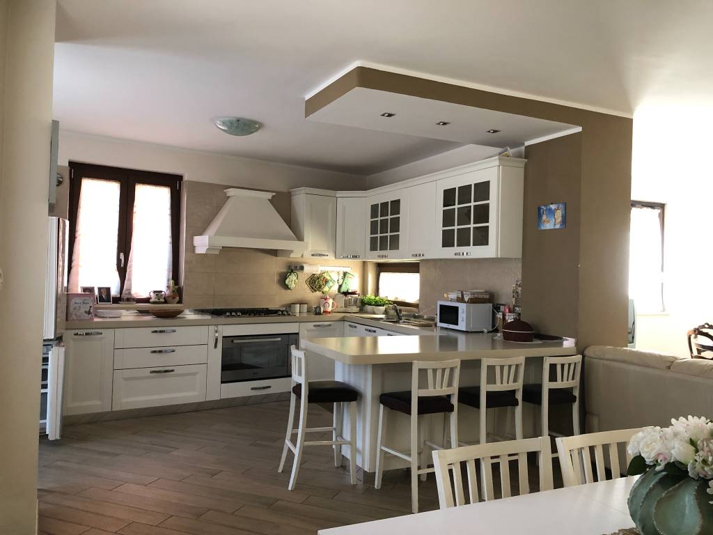 Villa a San cipriano picentino in Via Vicenza - Foto 3