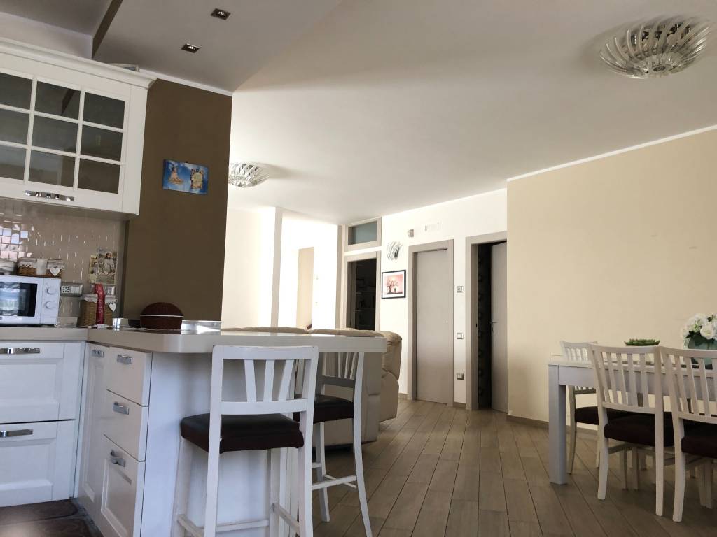 Villa a San cipriano picentino in Via Vicenza - Foto 5