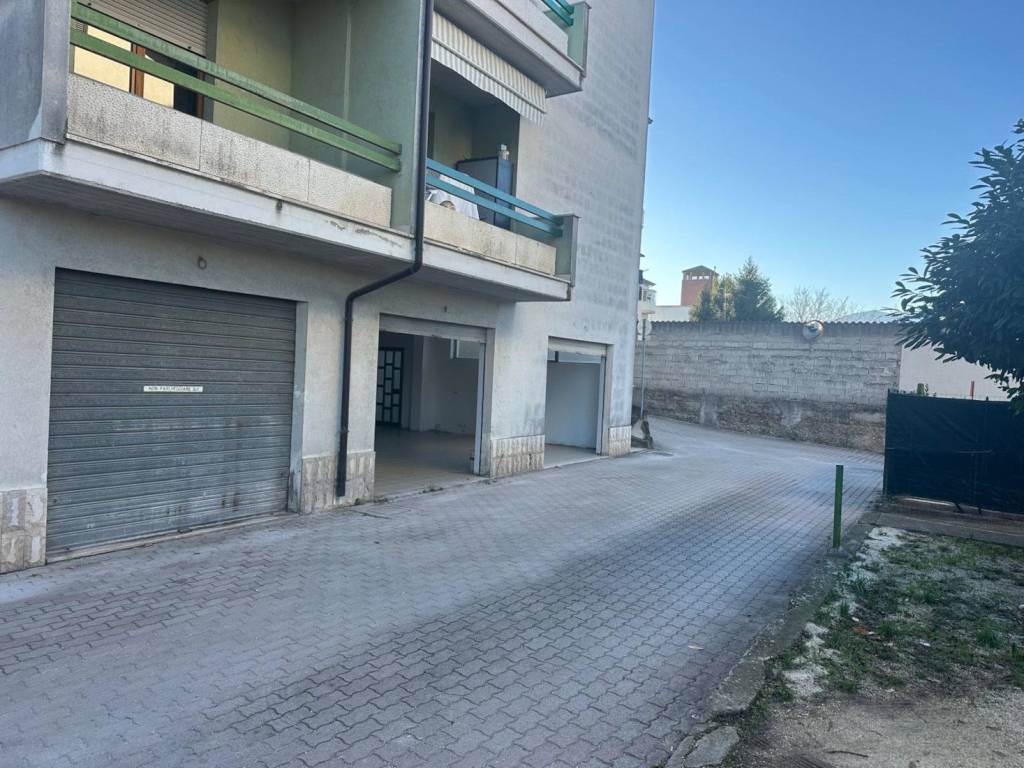 Box / garage a Scafa in C.SO PRIMO MAGGIO - Foto 2