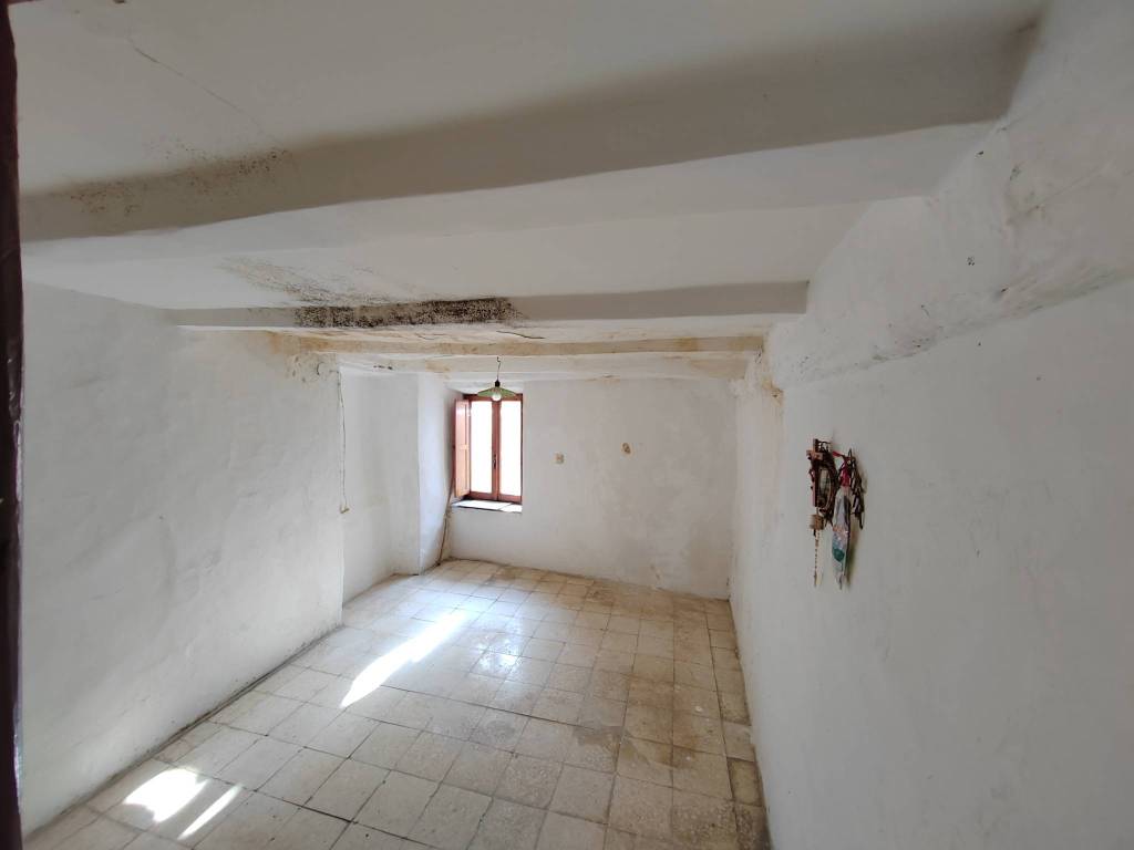 Appartamento a Maenza in Via Cesare Battisti - Foto 2