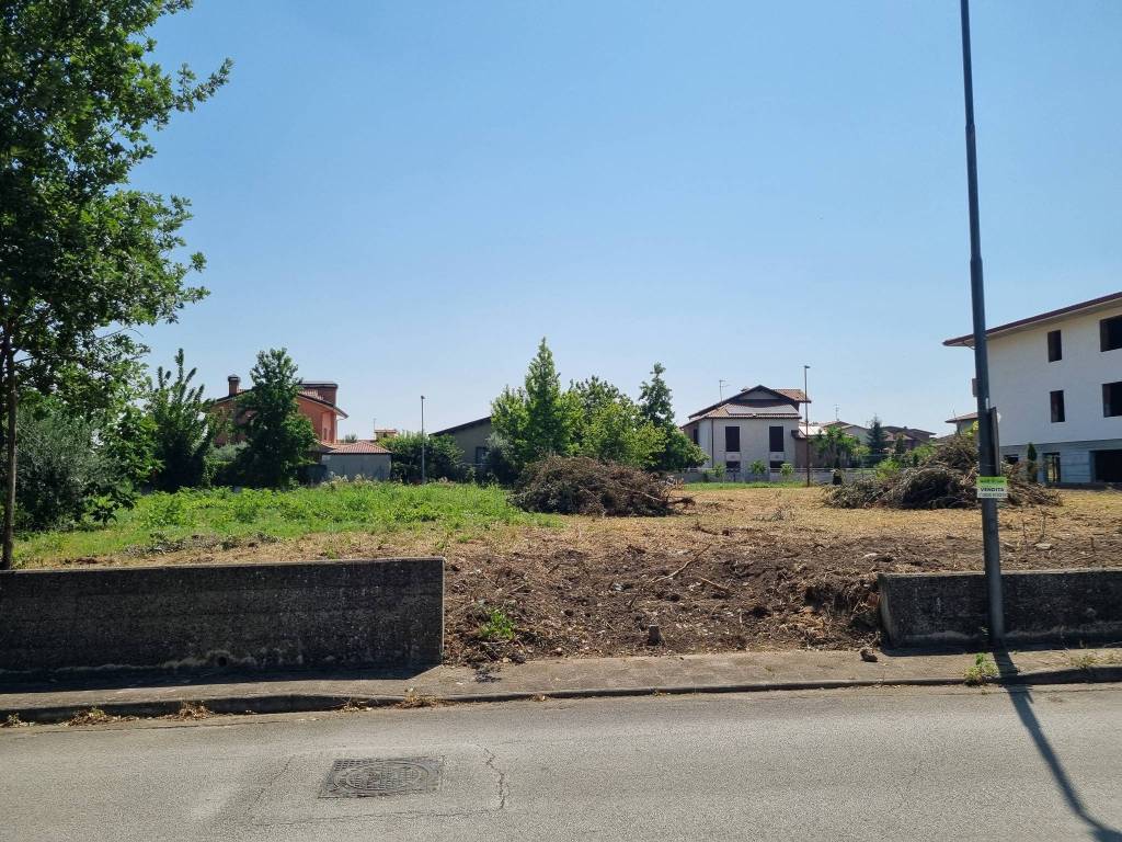 Terreno a Venticano in Via Enrico Fermi - Foto 2
