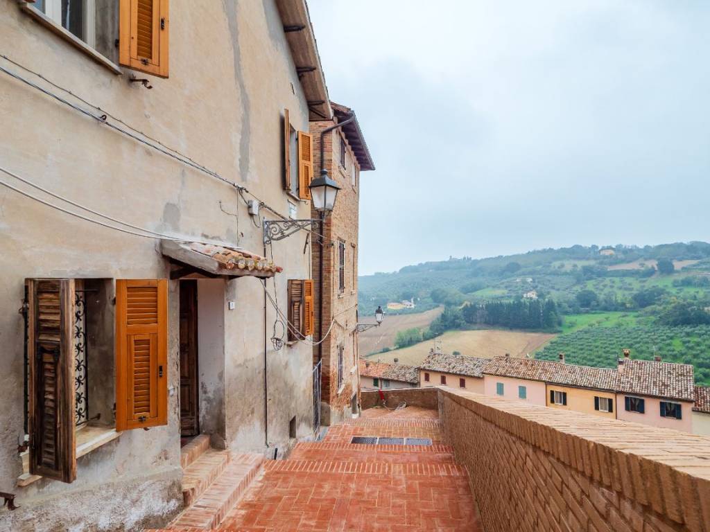 Casa indipendente a Cartoceto in Via Camillo Benso di Cavour, 6 - Foto 4