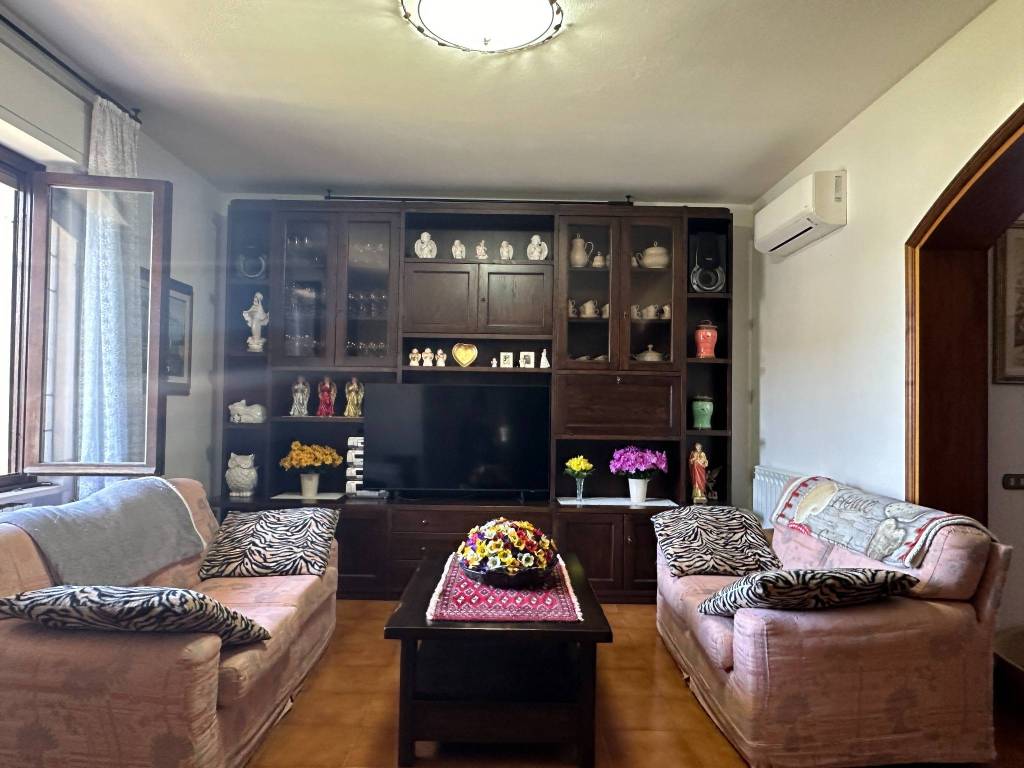 Villa a Roccastrada in Via Marche, 18 - Foto 5