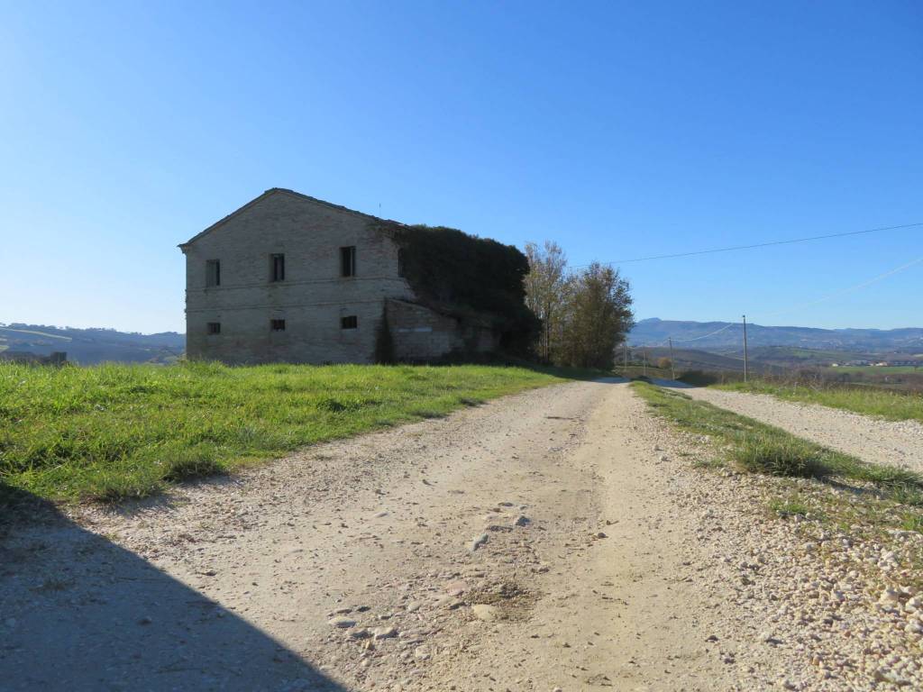 Rustico / casale a Appignano in Contrada Lame - Foto 4