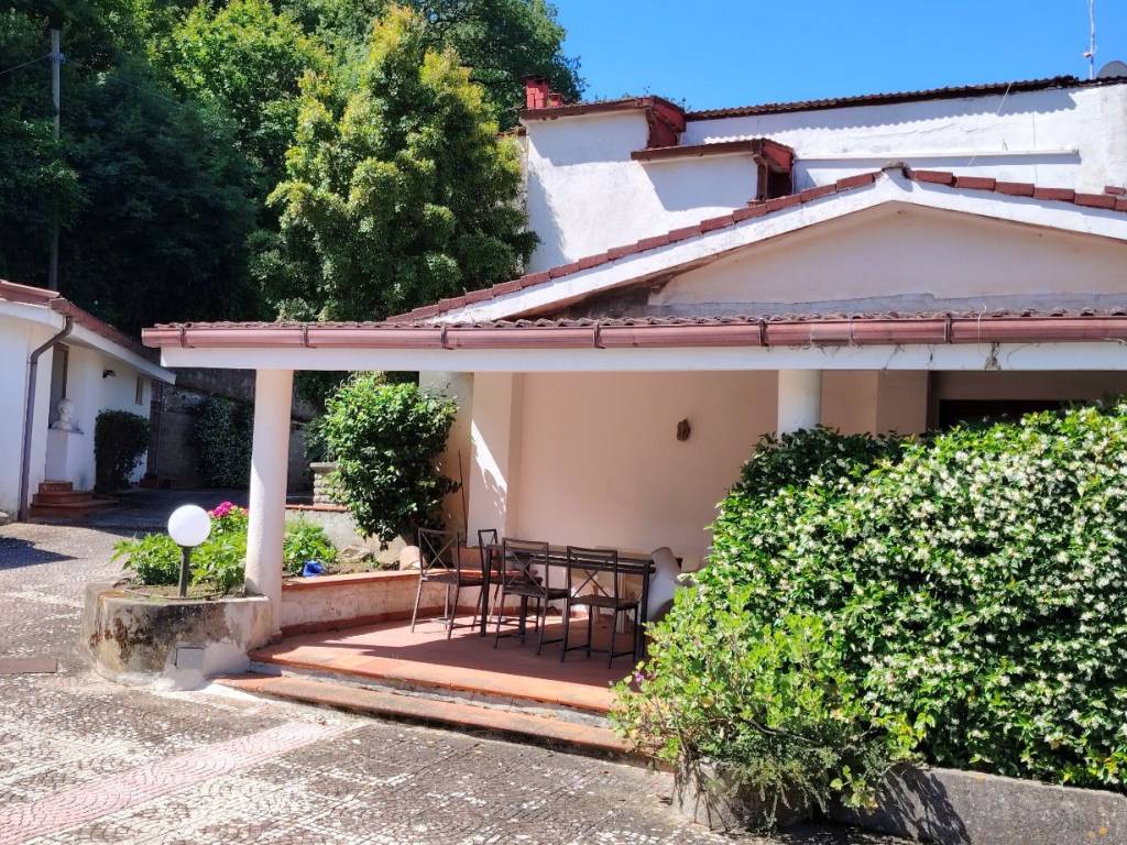 Villa a Salerno in Via Casa dei Pazzi, 10 - Foto 2