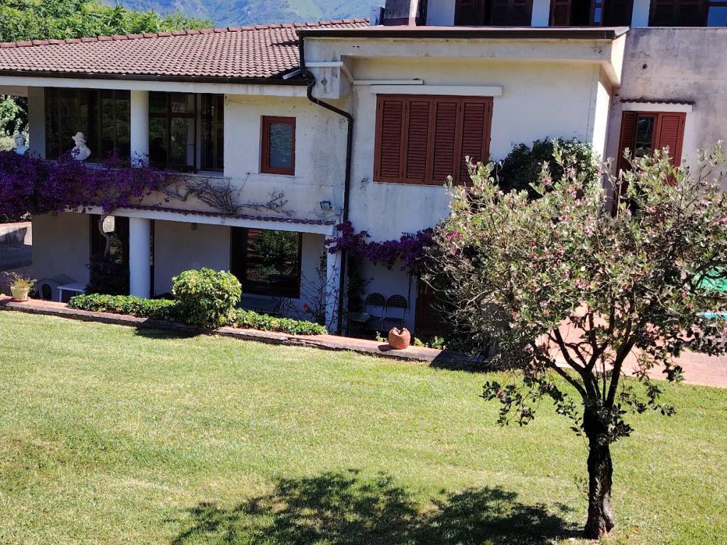 Villa a Salerno in Via Casa dei Pazzi, 10 - Foto 4