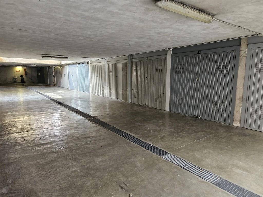 Box / garage a Cinisello balsamo in Vicolo Villa Rachele, 9 - Foto 5