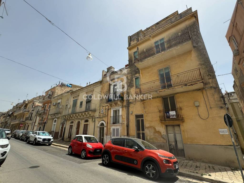 Casa indipendente a Ragusa in via generale scrofani, 108 - Foto 2