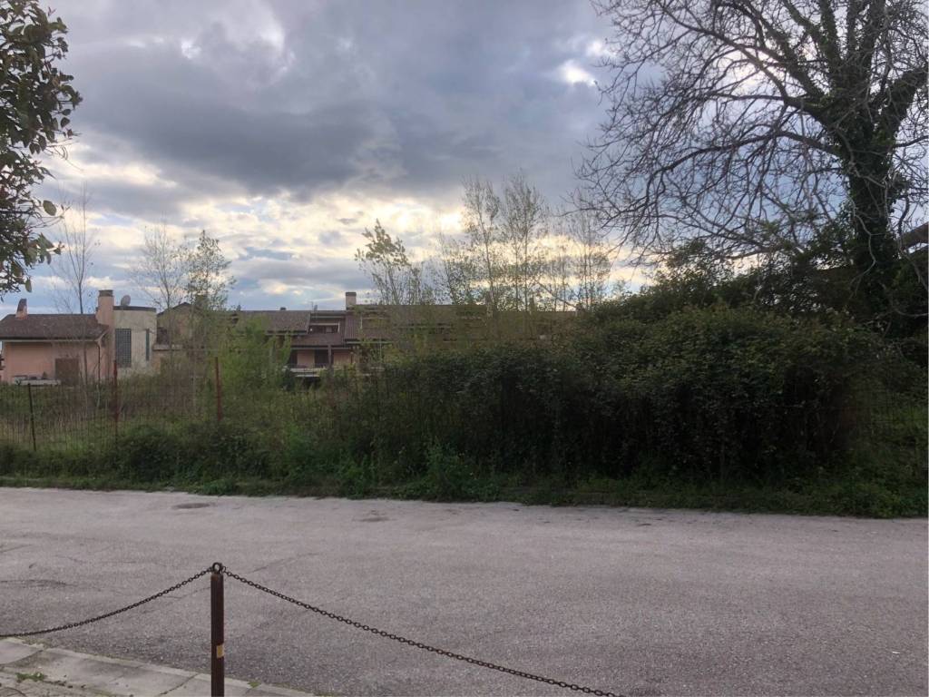 Terreno a Caserta in Via Leonilde Iotti - Foto 3