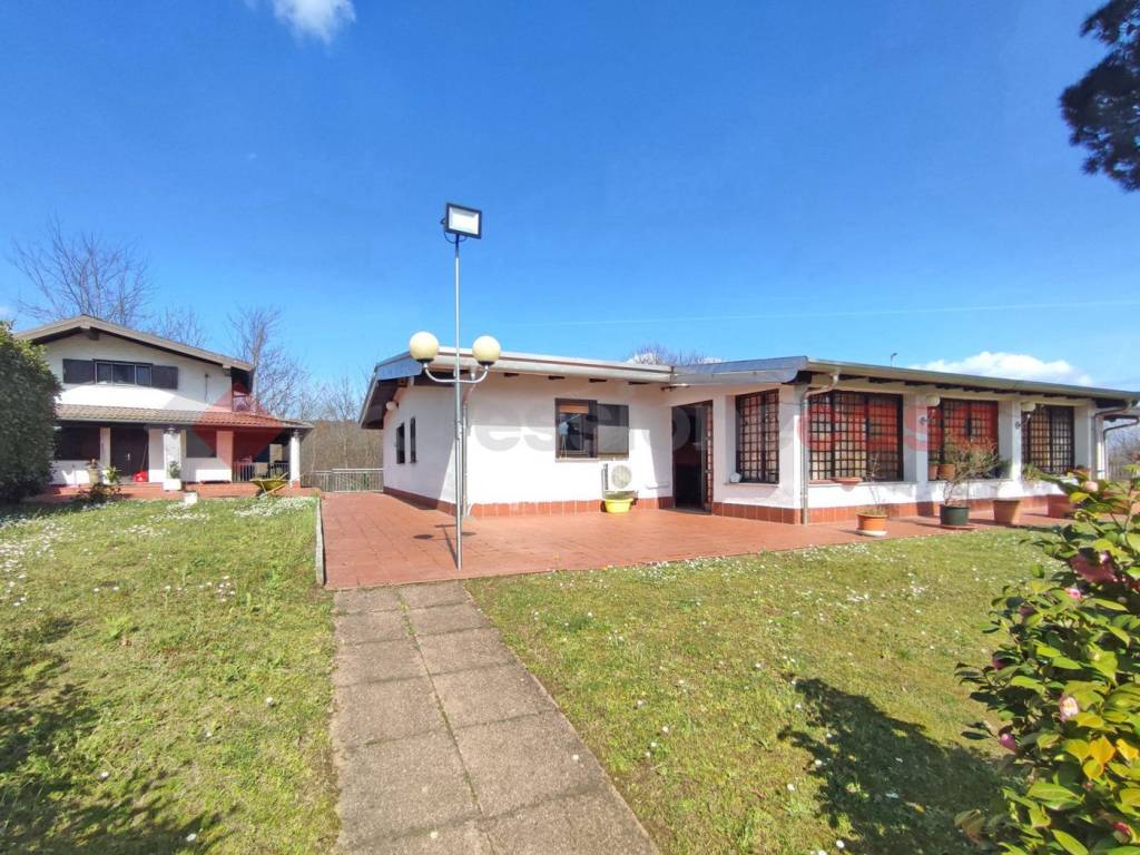 Casa indipendente a Invorio in Via Dell'usellino - Foto 4