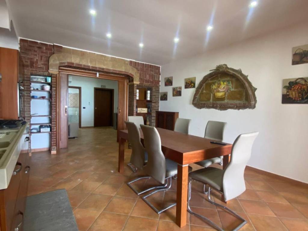 Appartamento a Castel volturno in Viale del Mare, 165 - Foto 5