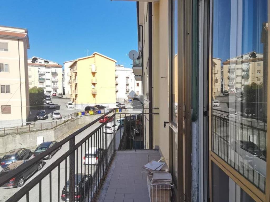 Appartamento a Catanzaro in VIA ANTONIO GRAMSCI, 42 - Foto 4