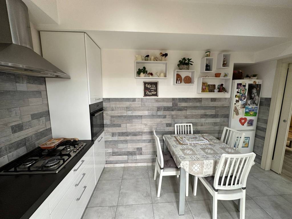 Appartamento a Poggio a caiano in Via Leonardo da Vinci, 12 - Foto 4