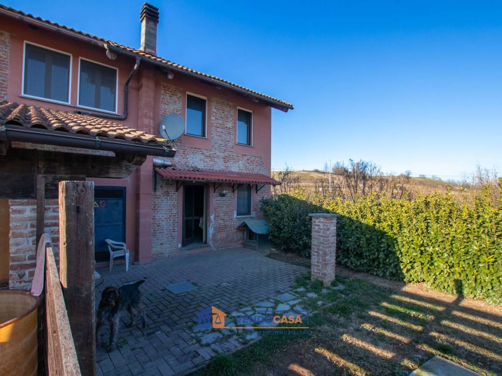 Rustico / casale a San damiano d'asti in Borgata Valdoisa, 63 - Foto 3