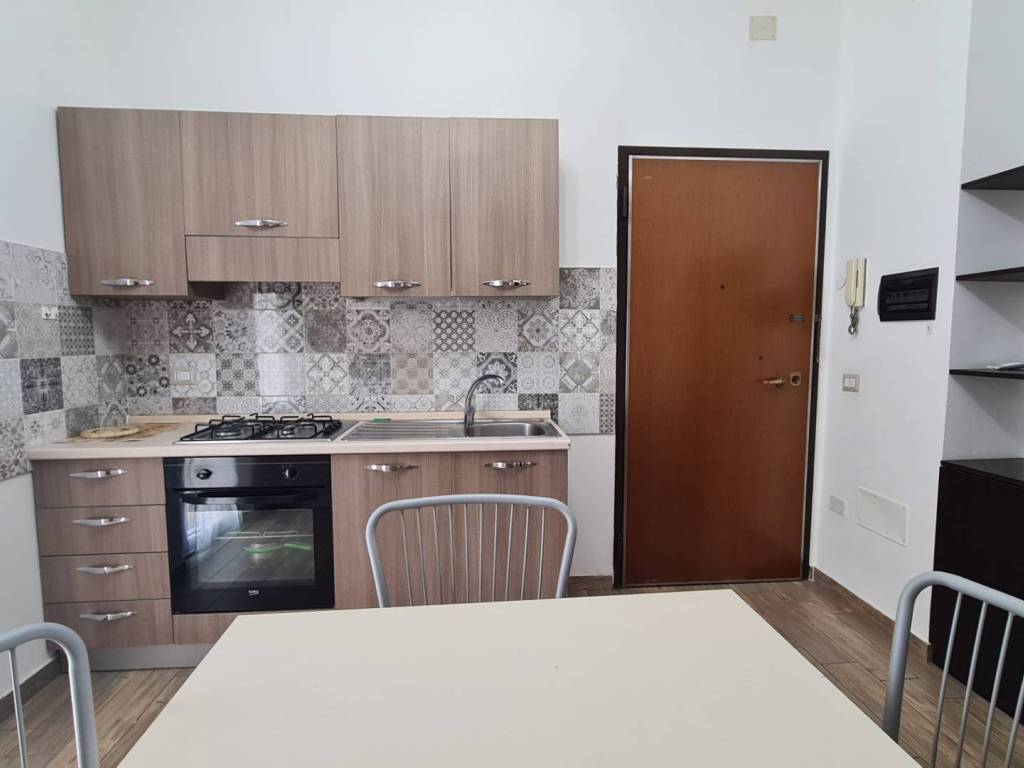 Appartamento a Catanzaro in via F. Caracciolo, 1 - Foto 2