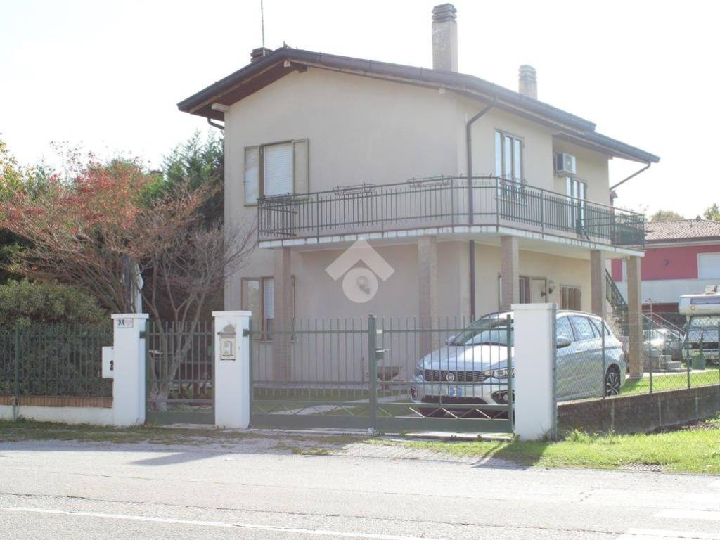 Villa a Fossalta di portogruaro in Casa singola Via Montello - Foto 2