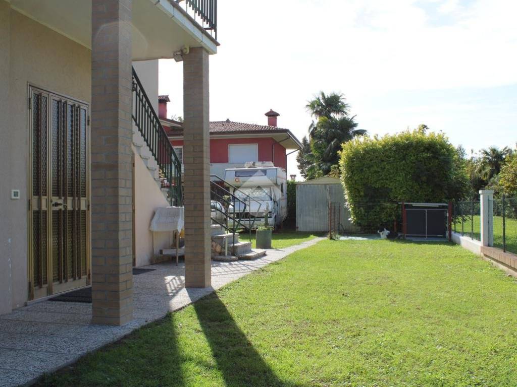 Villa a Fossalta di portogruaro in Casa singola Via Montello - Foto 4