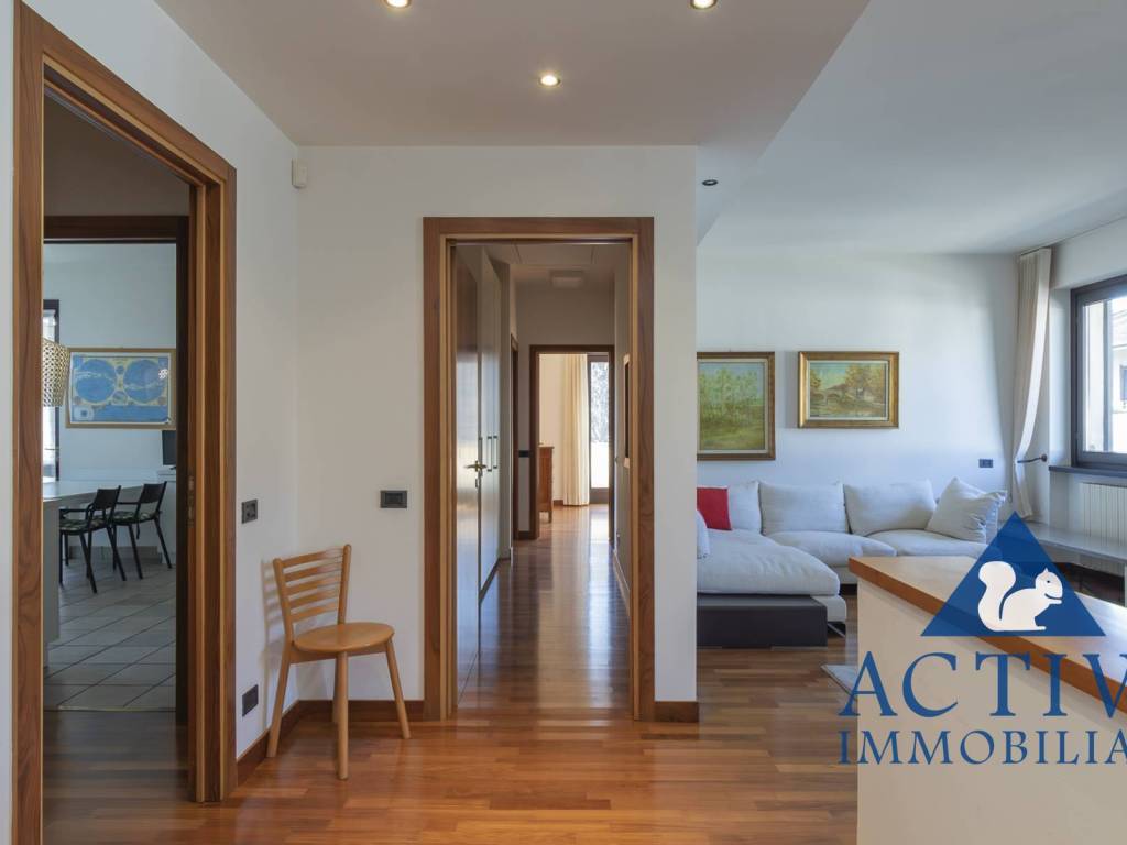 Villa a Olgiate olona in Via Arezzo, 7 - Foto 2