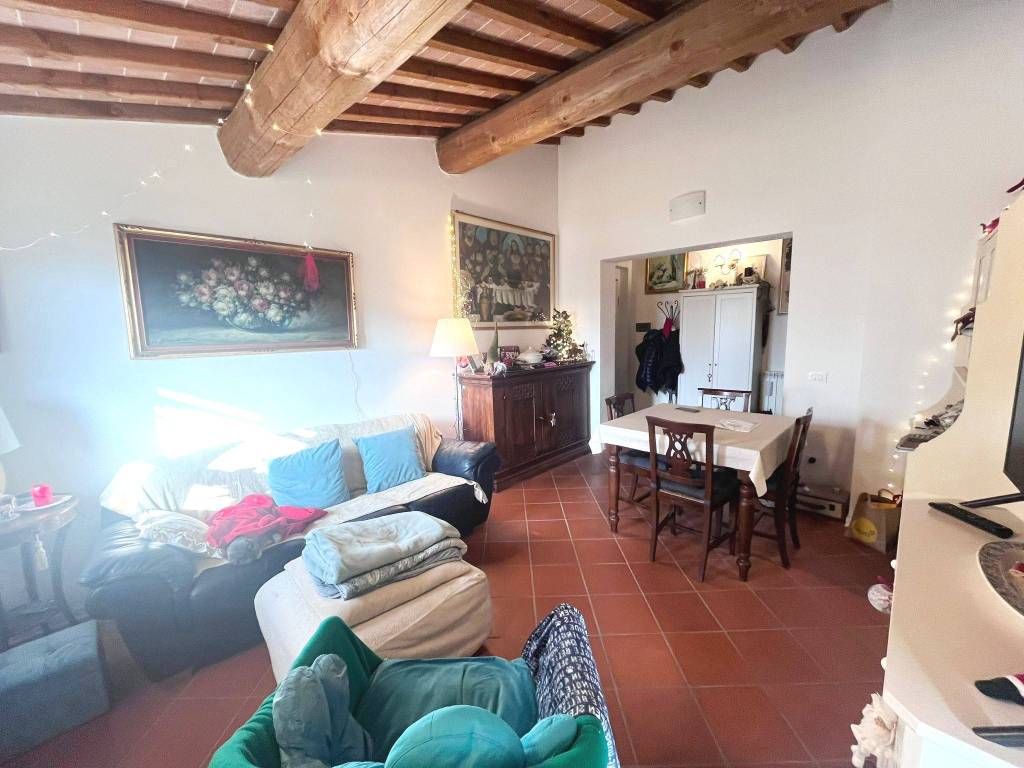 Appartamento a Prato in Via Ostia - Foto 2