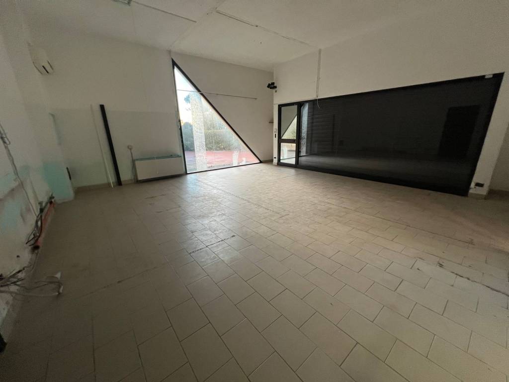 Immobile a Riccione in Viale Luigi Angeloni, 1 - Foto 3