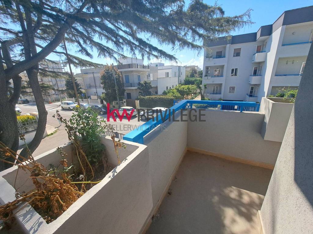 Appartamento a Brindisi in Via Antonio Locatelli, 10 - Foto 3