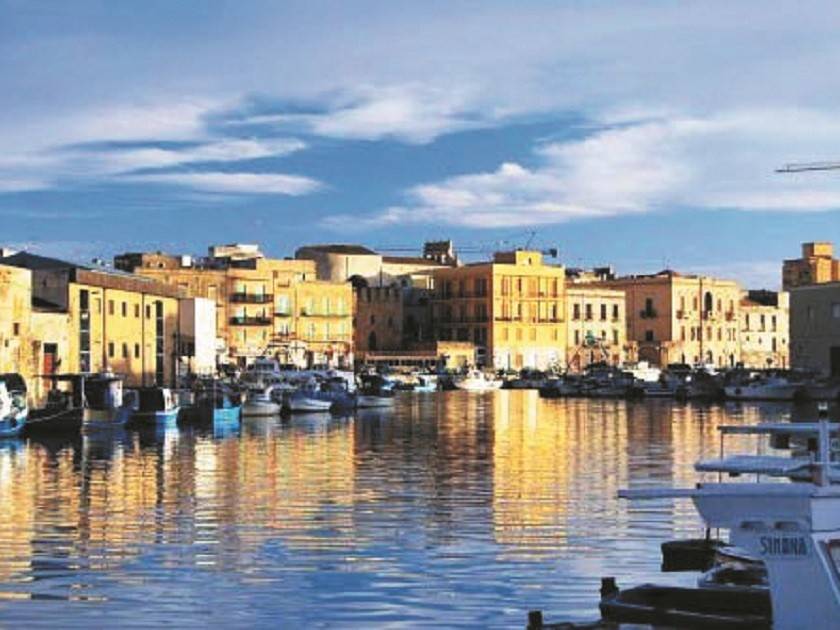 Palazzo / stabile a Mazara del vallo in Piazza della Repubblica - Foto 4