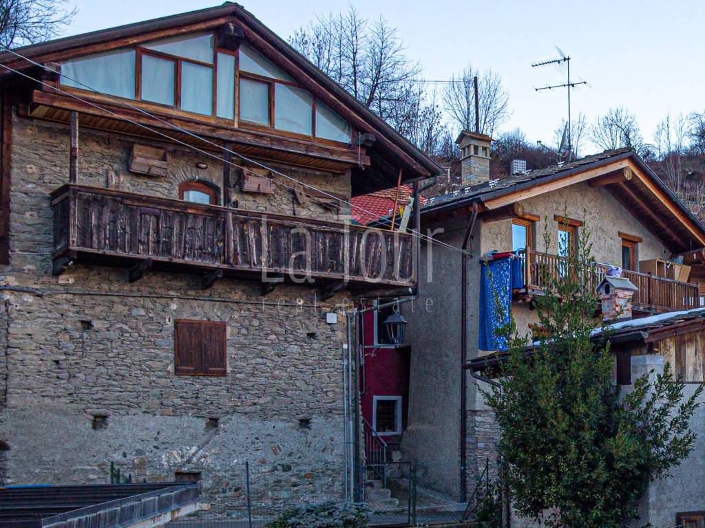 Appartamento a Charvensod in Frazione Capoluogo, 351 - Foto 2