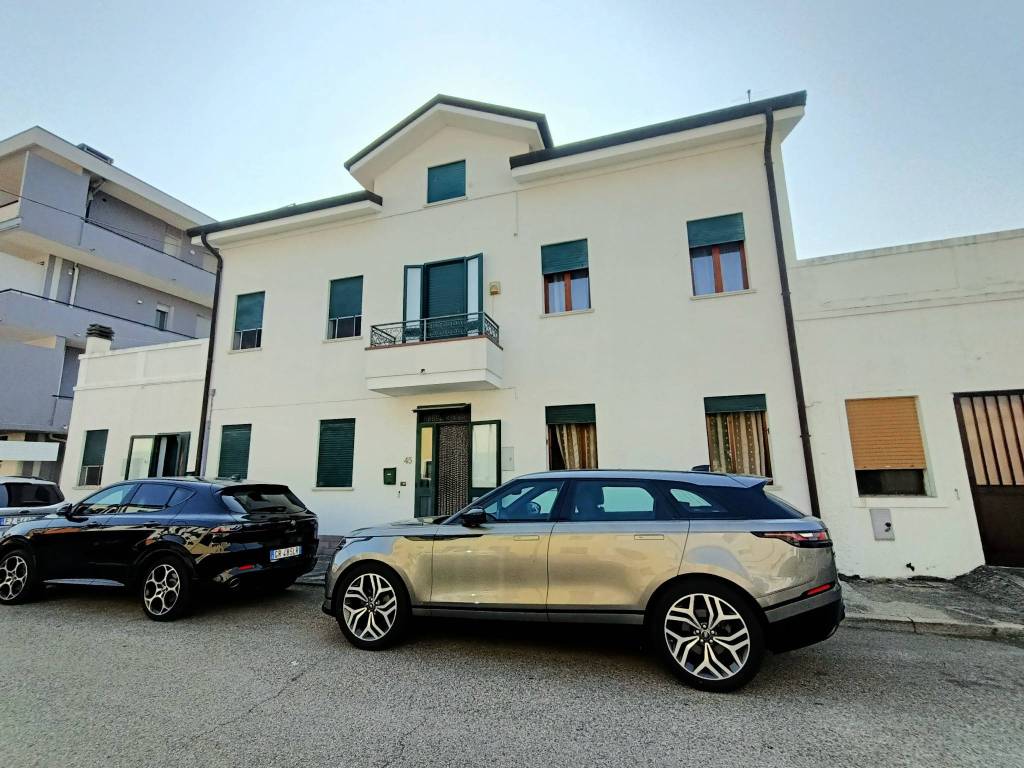 Villa a Adria in Via Alberto Mario, 45 - Foto 3